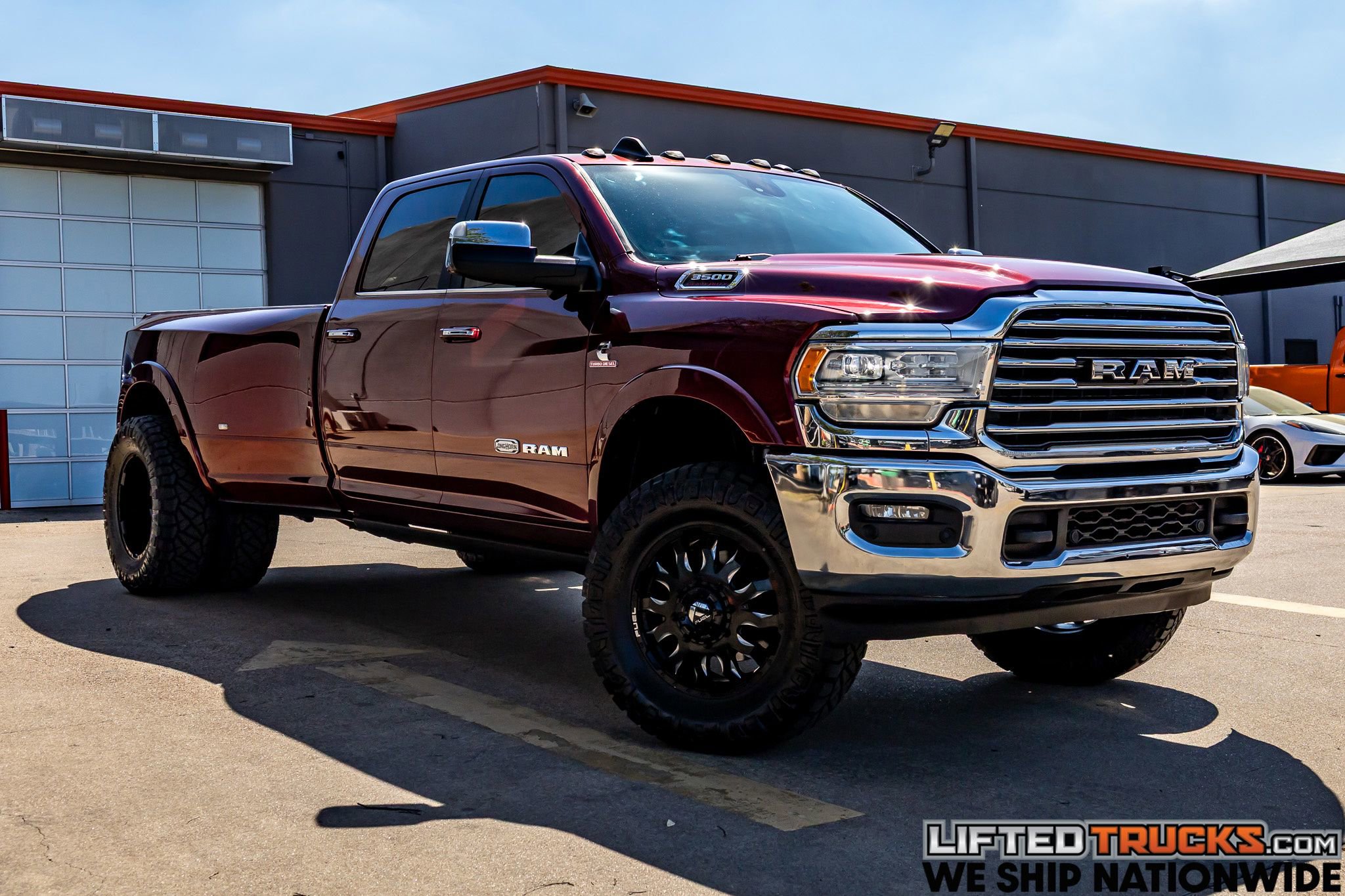 Used 2019 RAM 3500 Limited image 1
