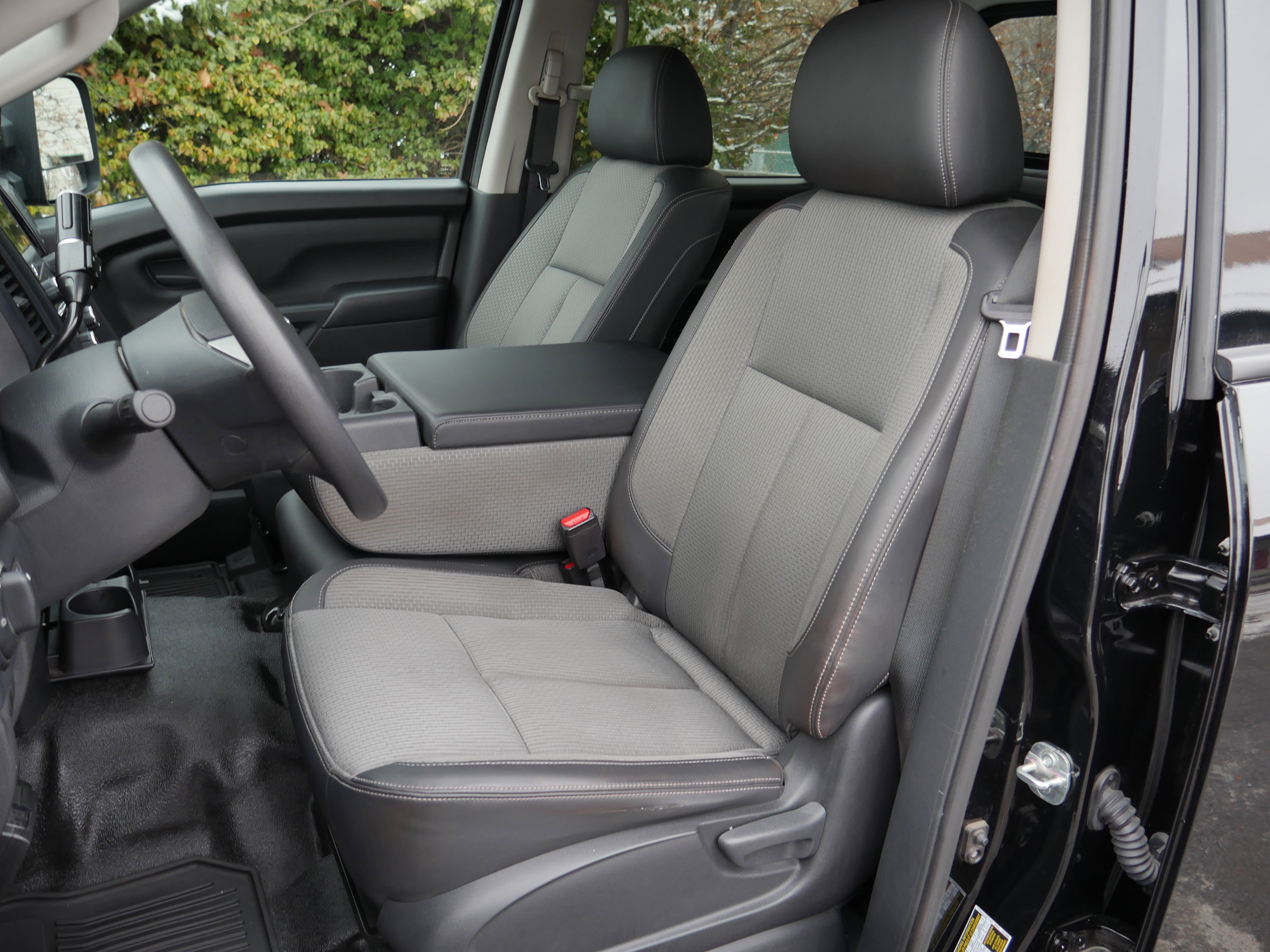 Certified 2021 Nissan Titan S w/ S Utility Package image 29