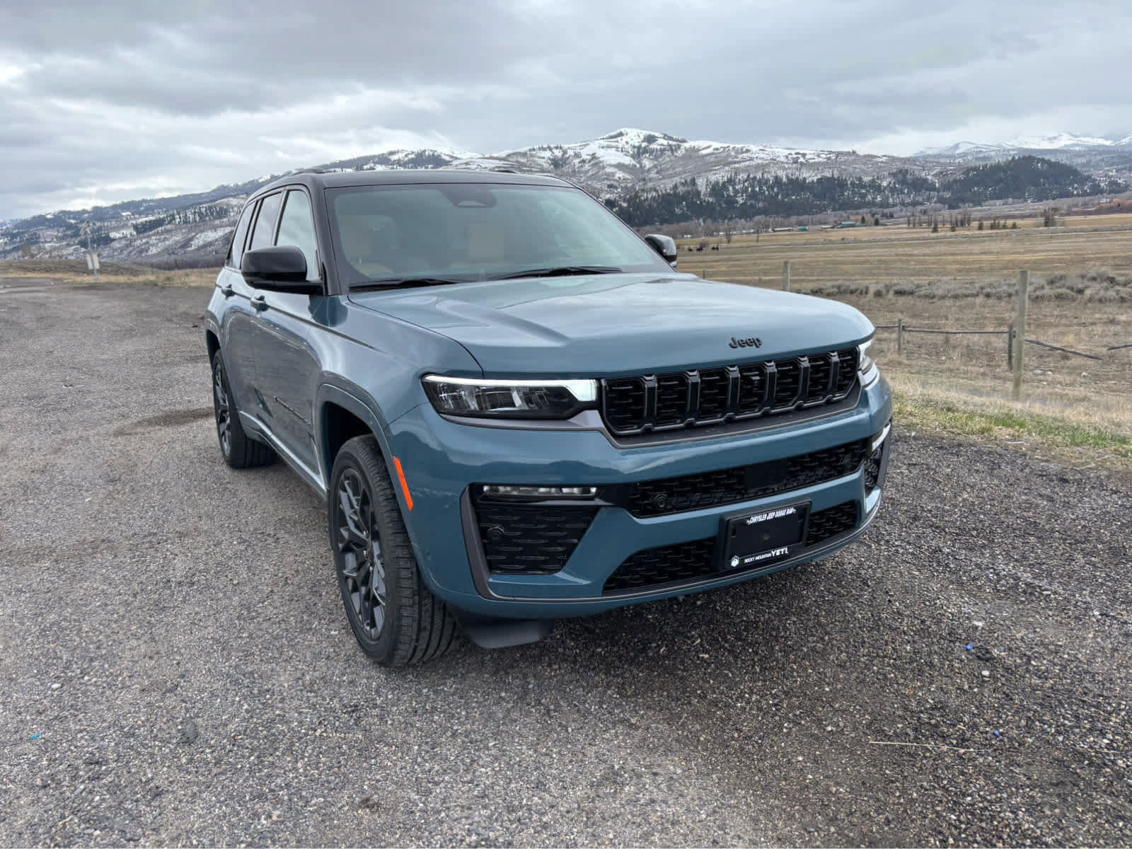 New 2026 Jeep Grand Cherokee Summit w/ Obsidian Package AWD/4WD image 13