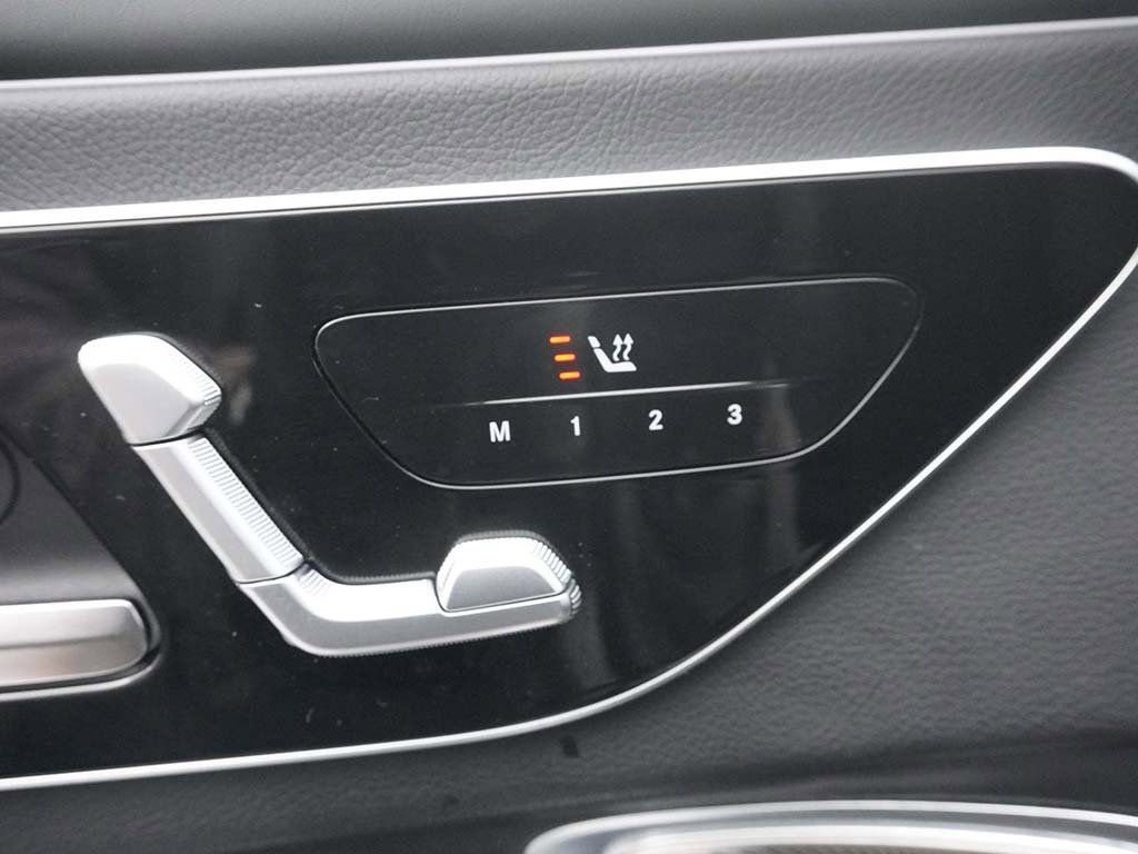 Used 2024 Mercedes-Benz CLE 300 4MATIC Coupe image 36