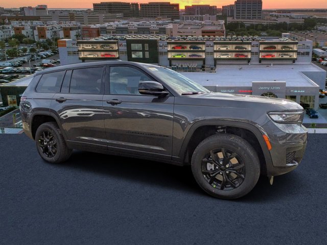 New 2025 Jeep Grand Cherokee L Laredo