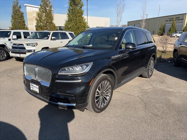 Used 2023 Lincoln Aviator Reserve w/ Equipment Group 201A image 2