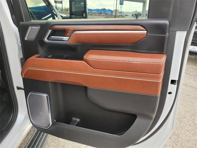 Certified 2024 GMC Sierra 3500 Denali Ultimate image 11