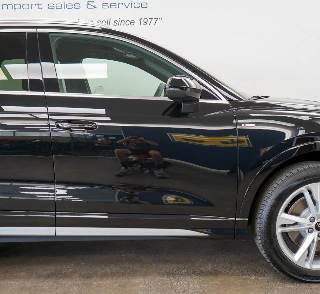 Used 2024 Audi Q3 2.0T Premium Plus w/ Premium Plus Package image 18