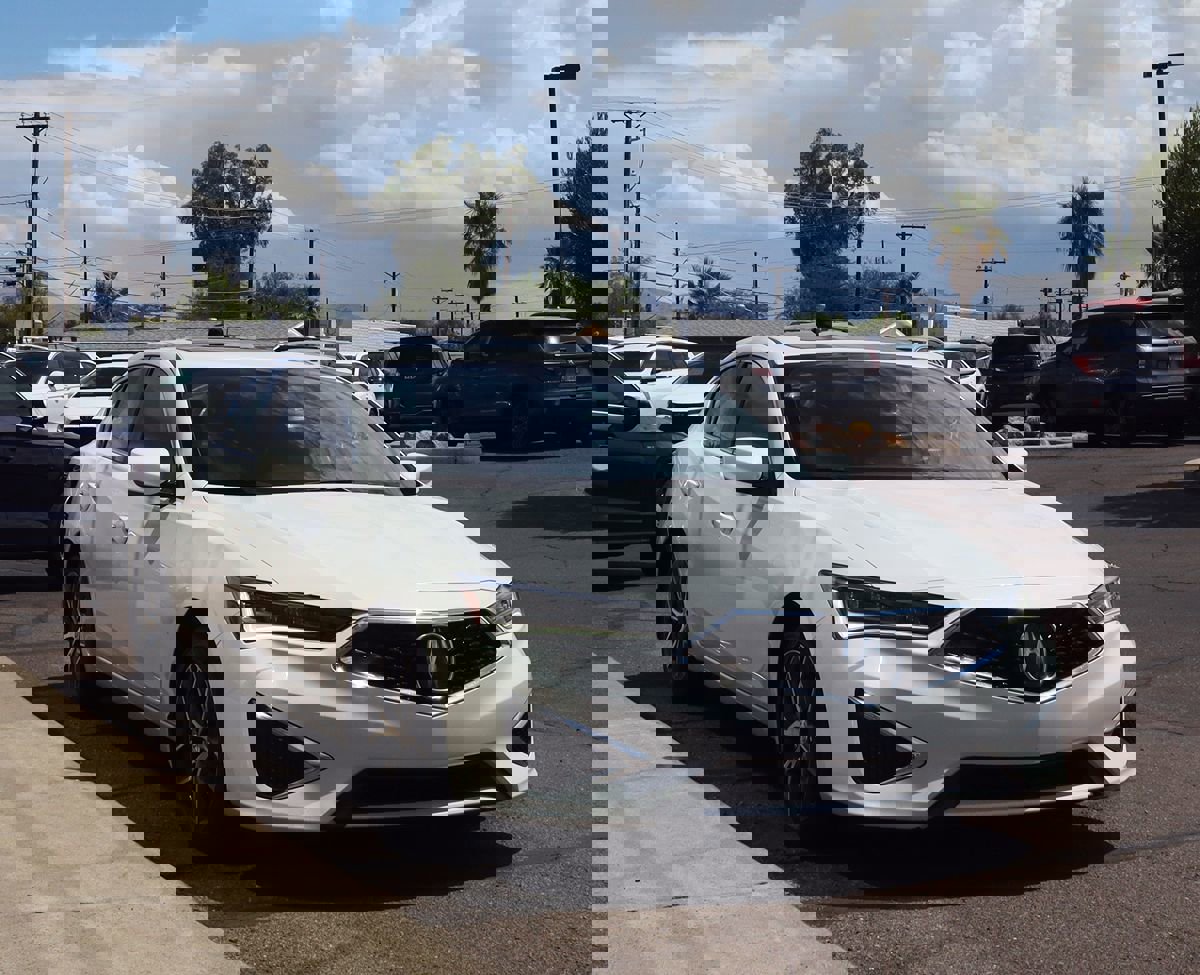 Used 2020 Acura ILX w/ Premium Package image 14