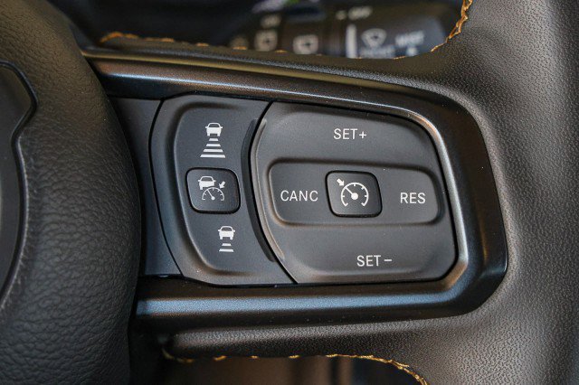 Used 2024 Jeep Wrangler Sport S w/ Convenience Group AWD/4WD image 24