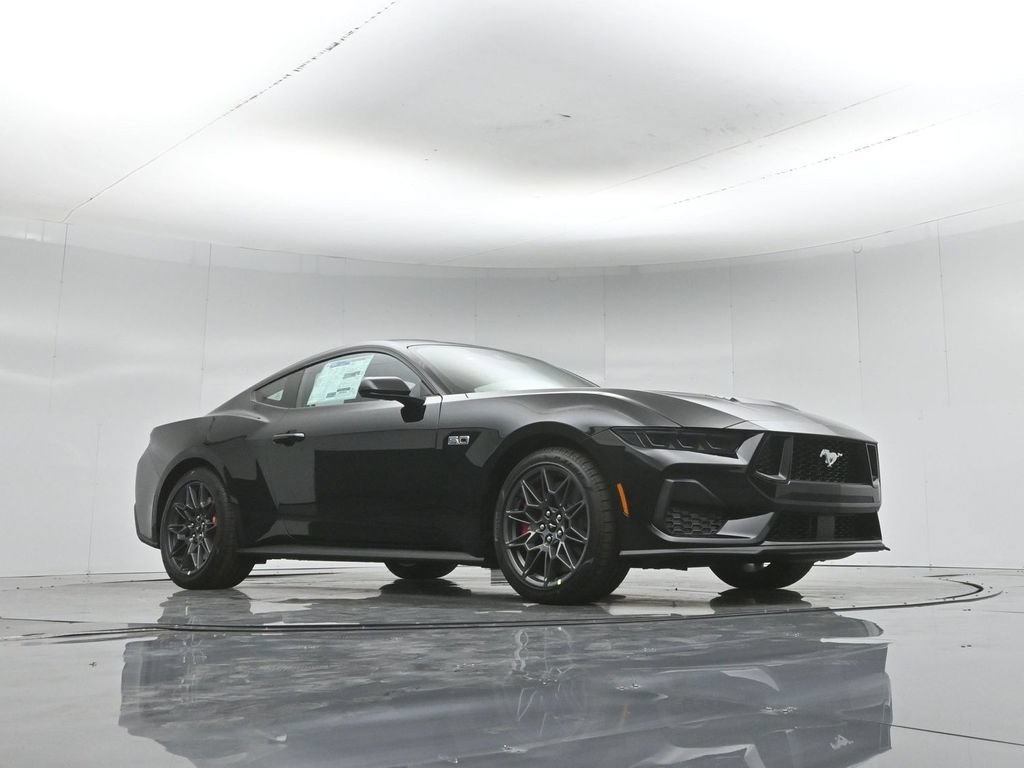New 2026 Ford Mustang GT RWD image 3