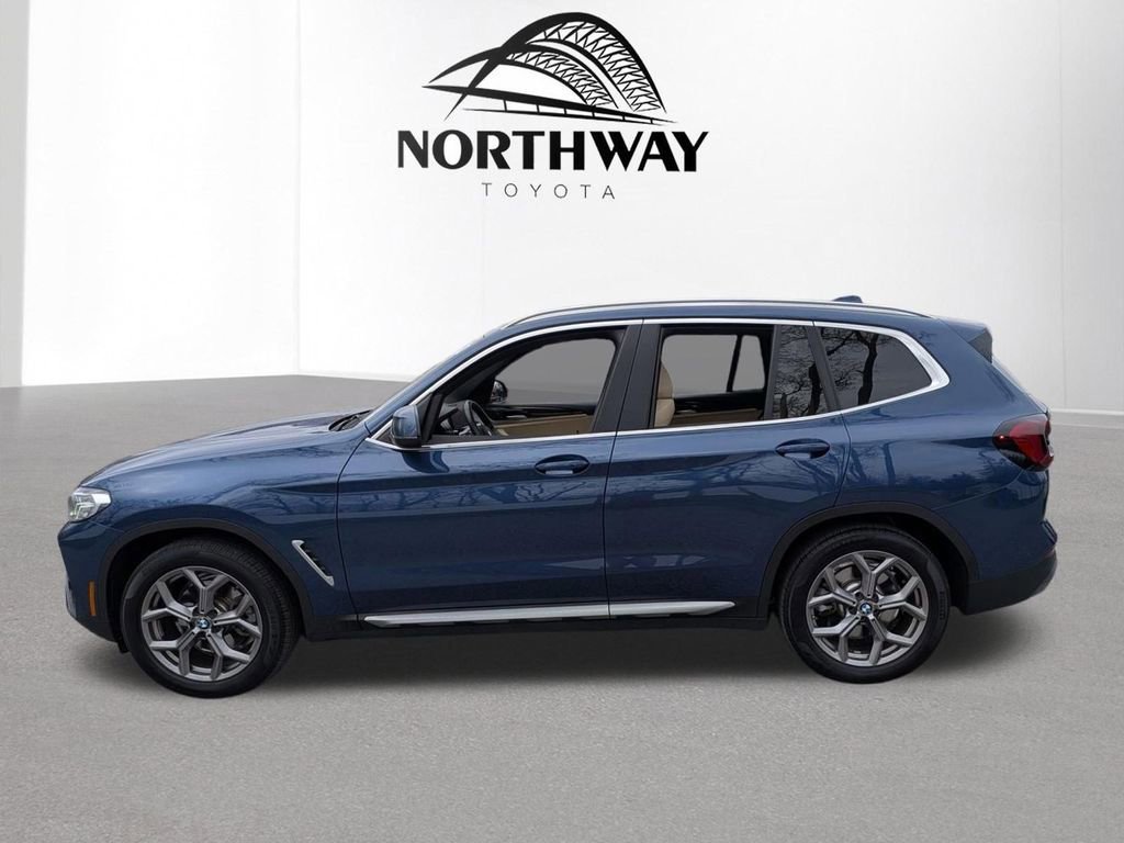 Used 2022 BMW X3 xDrive30i w/ Premium Package 2 (ZPA) AWD/4WD image 7
