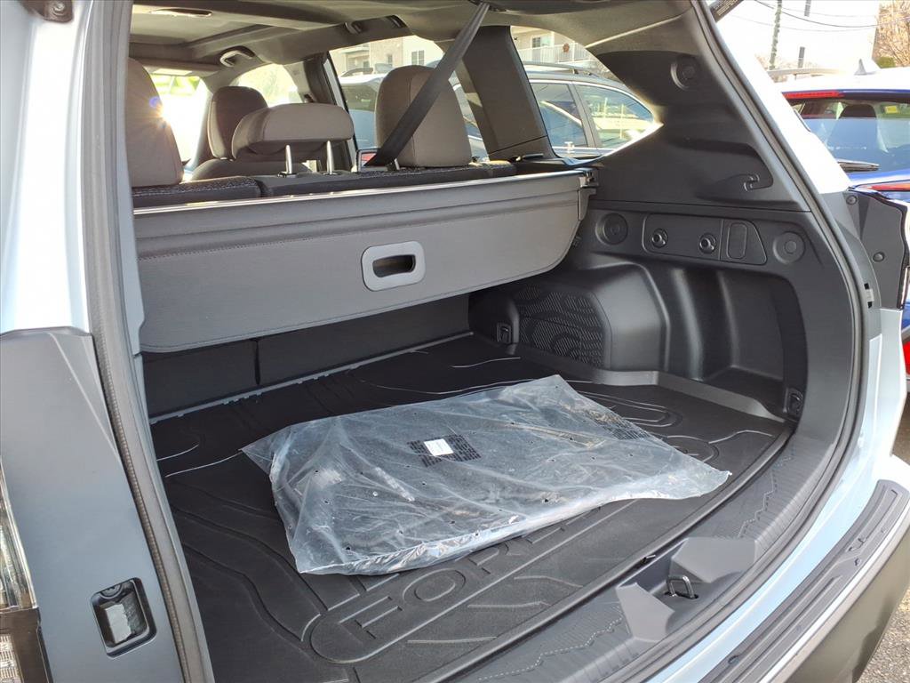 Certified 2025 Subaru Forester Premium image 9