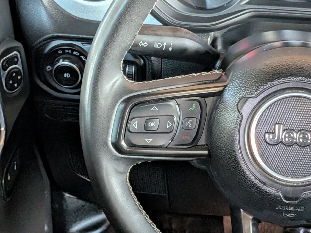 Used 2025 Jeep Wrangler Unlimited Sport AWD/4WD image 17