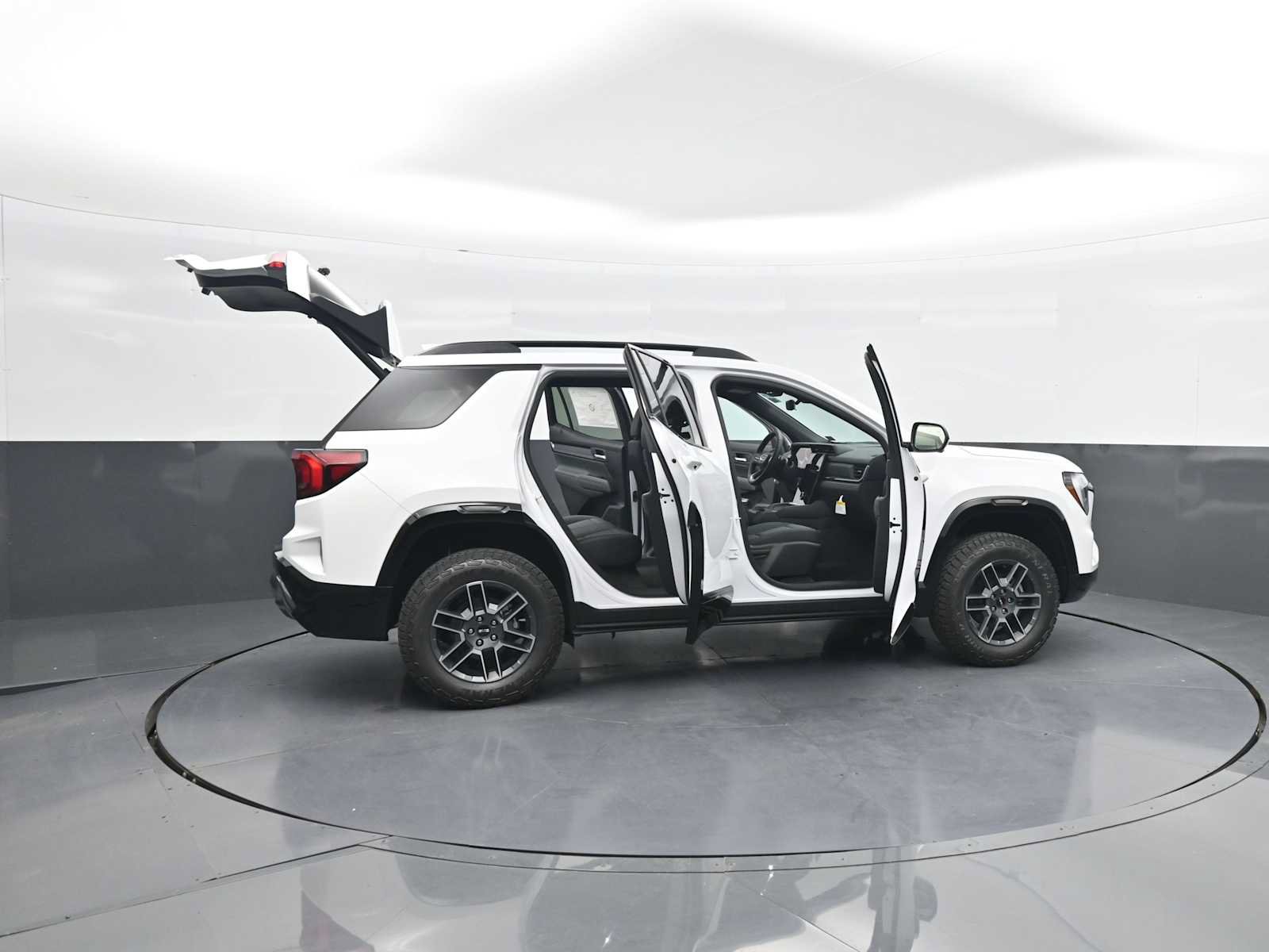 New 2026 GMC Terrain AT4 w/ Technology Package II AWD/4WD image 40