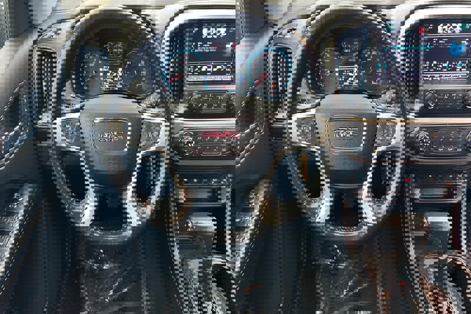 Used 2017 GMC Canyon SLE w/ SLE Convenience Package image 15