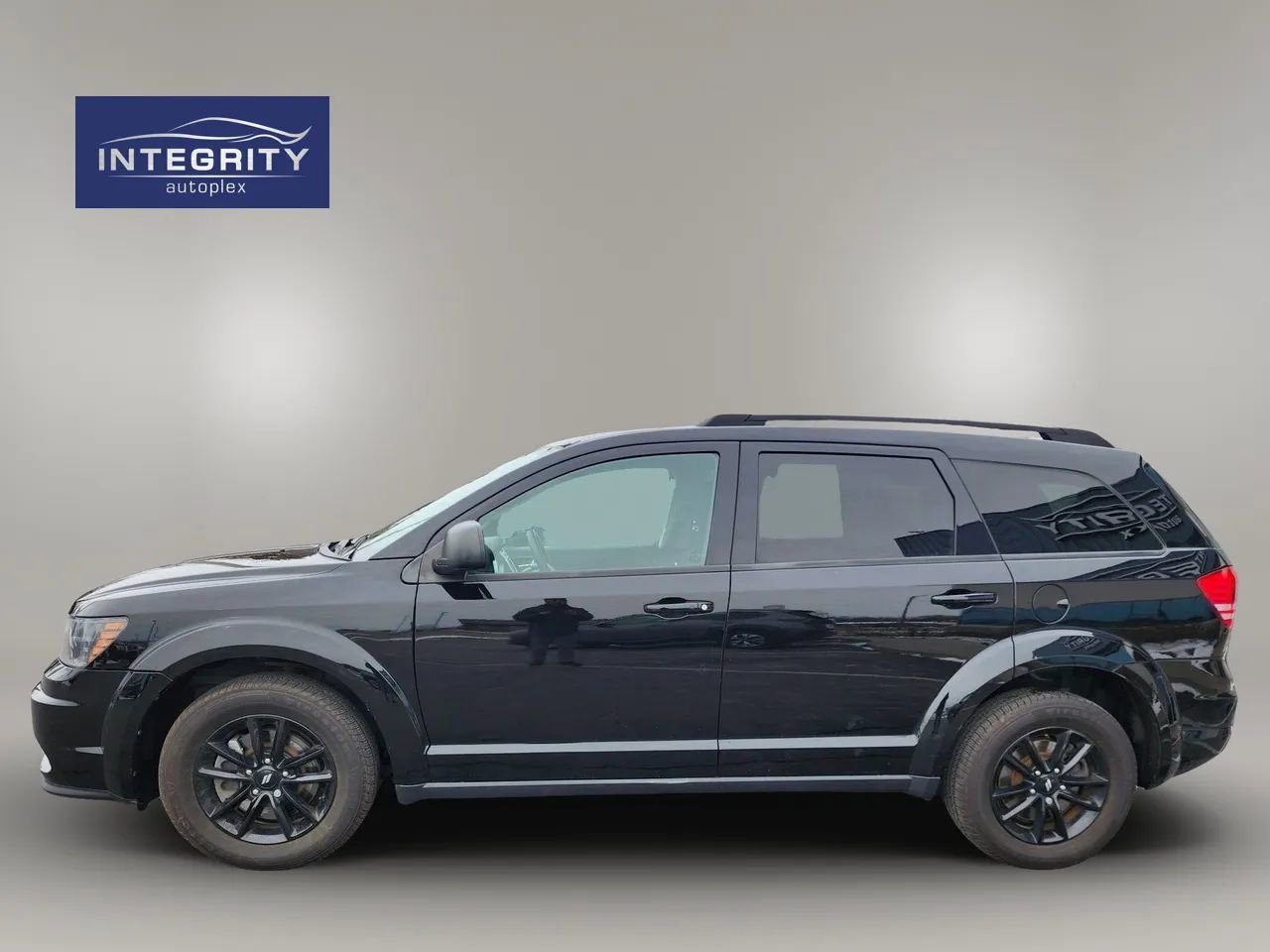 Used 2020 Dodge Journey SE w/ Blacktop Package image 6