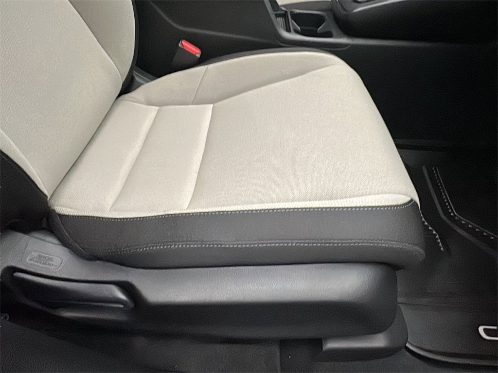 Certified 2026 Honda CR-V EX image 18