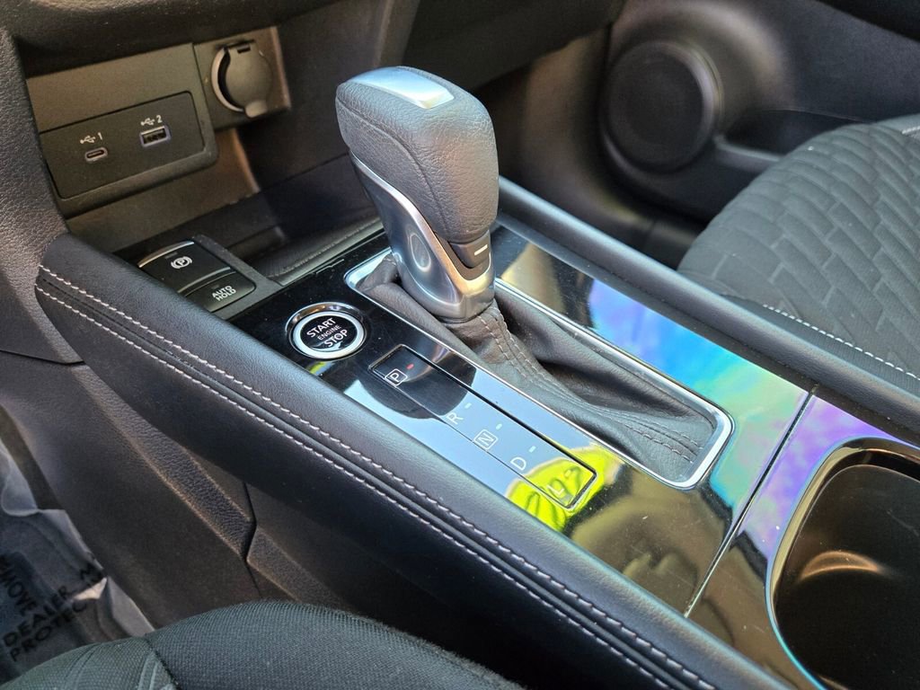 Used 2022 Nissan Kicks SV FWD image 26