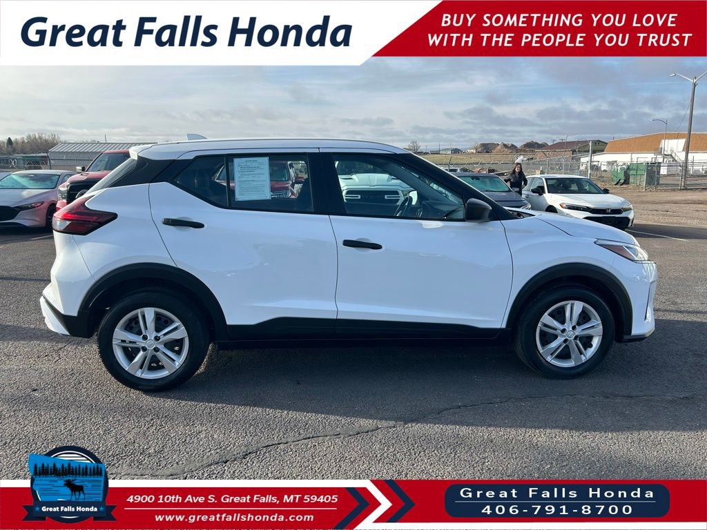 Used 2023 Nissan Kicks S image 10