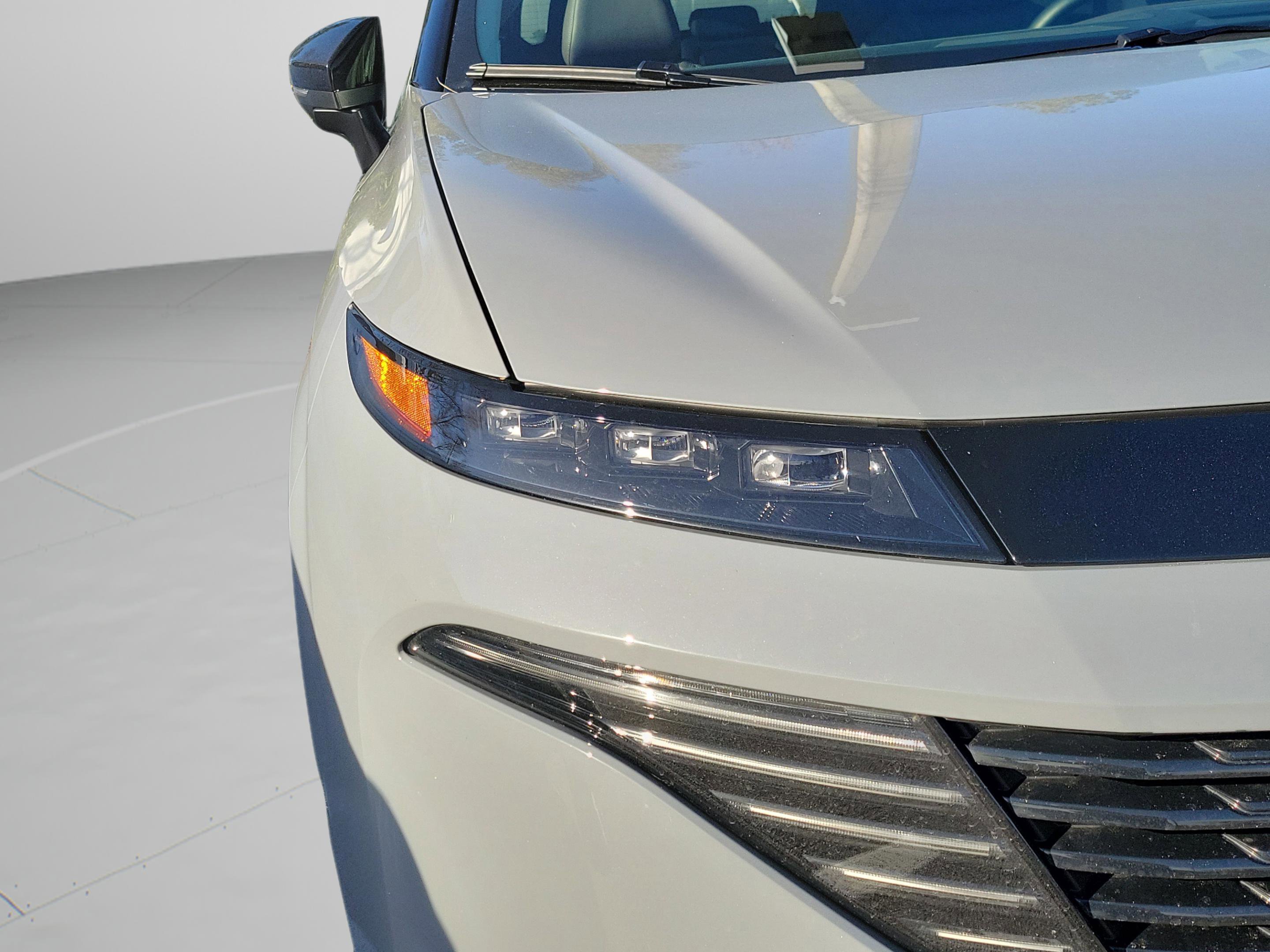 Used 2025 Nissan Murano Platinum w/ Cargo Package image 19