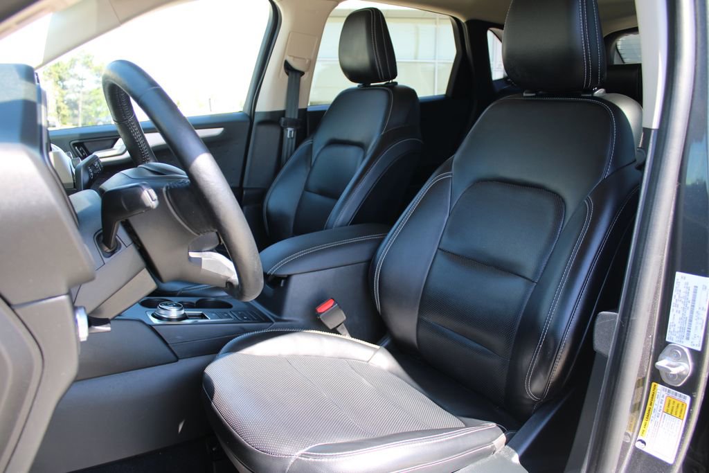 Used 2020 Ford Escape SEL FWD image 10