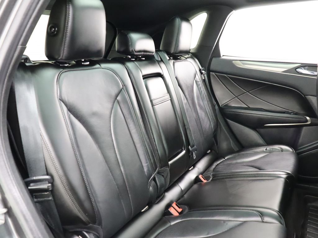 Used 2019 Lincoln MKC Reserve w/ MKC Technology Package FWD image 37