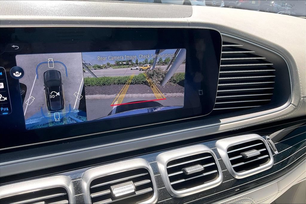 Certified 2025 Mercedes-Benz Maybach GLS 600 4MATIC image 21