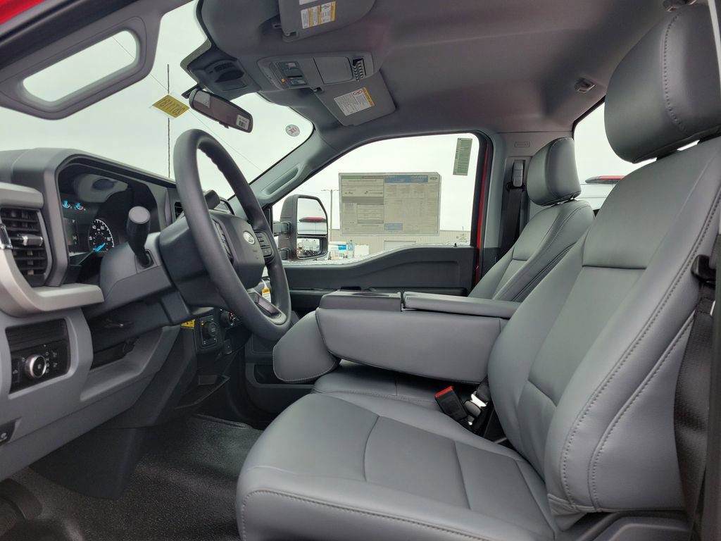 New 2026 Ford F250 XL w/ XL Off-Road Package image 13
