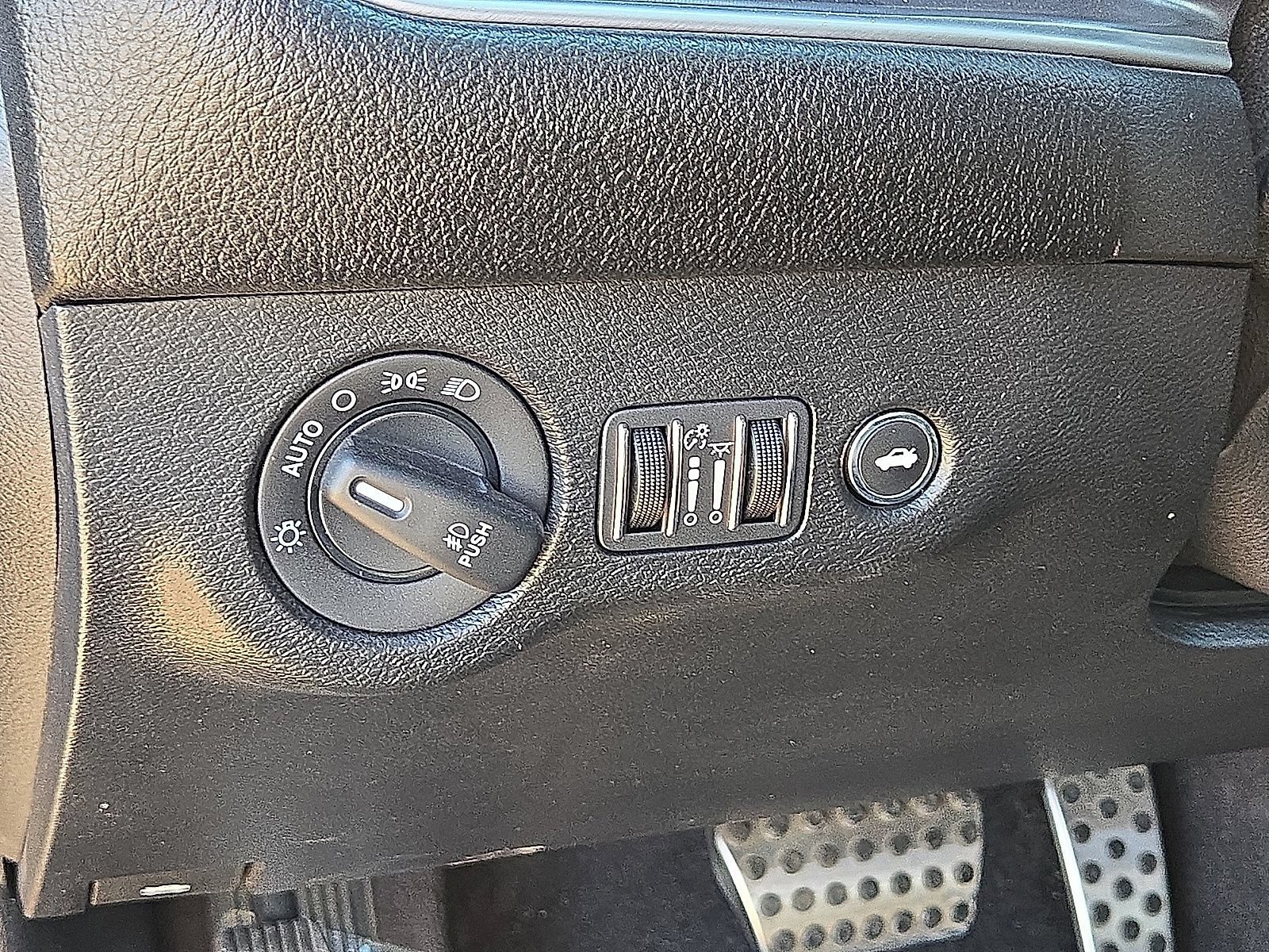 Used 2019 Dodge Challenger SXT w/ Plus Package AWD/4WD image 24