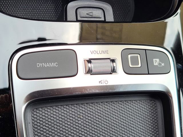 Certified 2025 Mercedes-Benz GLB 250 4MATIC image 24