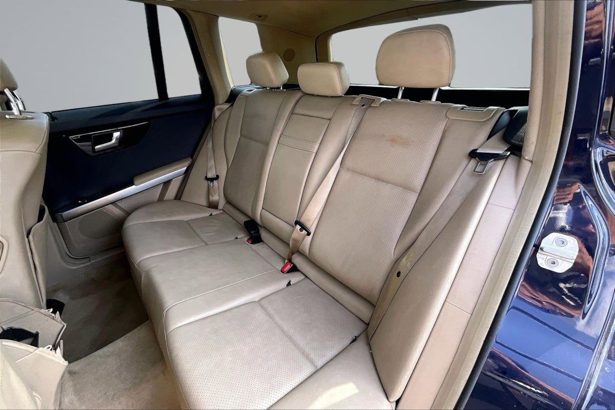 Used 2010 Mercedes-Benz GLK 350 4MATIC image 25