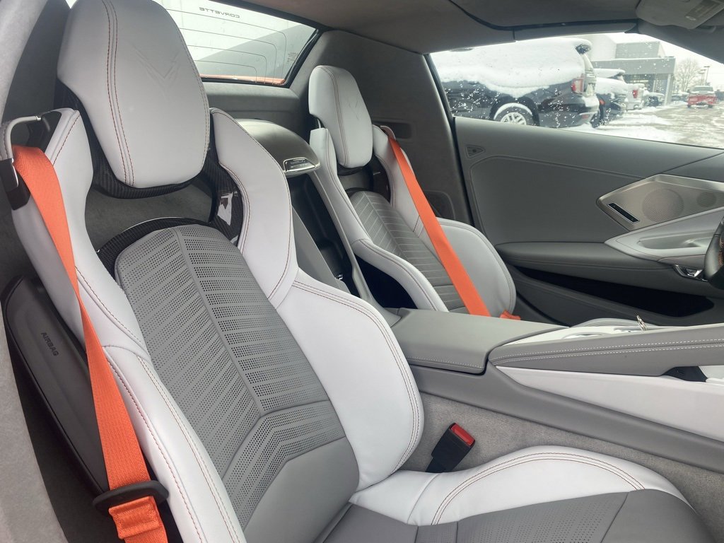 New 2026 Chevrolet Corvette Stingray Premium Conv w/ Battery Protection Package image 18