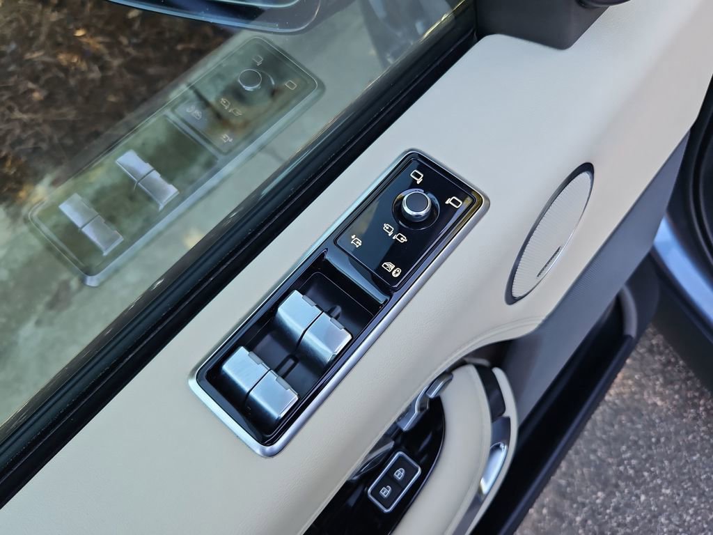 Used 2021 Land Rover Range Rover Westminster Edition image 30