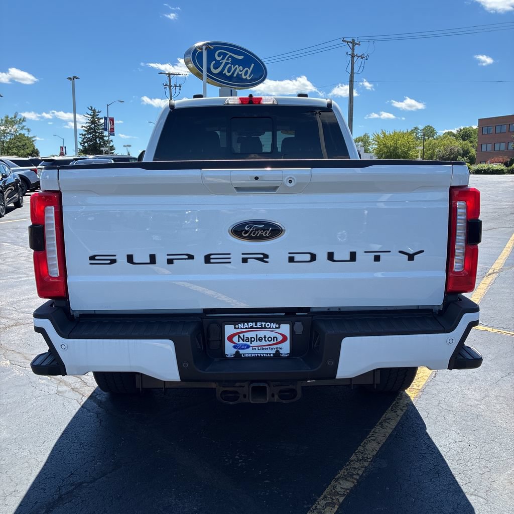 Used 2023 Ford F250 Lariat w/ Black Appearance Package AWD/4WD image 9