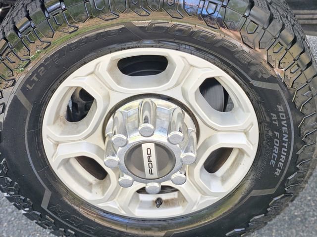 Used 2025 Ford F350 XLT image 10