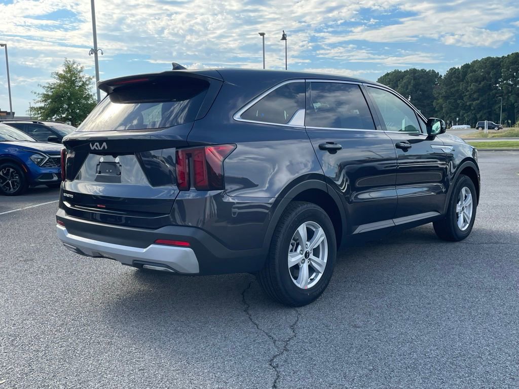 New 2026 Kia Sorento LX FWD image 8
