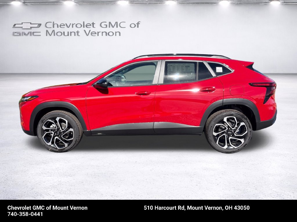 New 2026 Chevrolet Trax RS w/ Driver Confidence Package FWD image 2