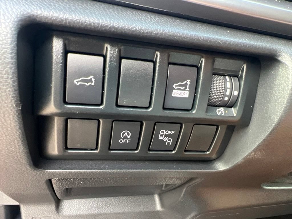Used 2020 Subaru Forester Premium AWD/4WD image 35