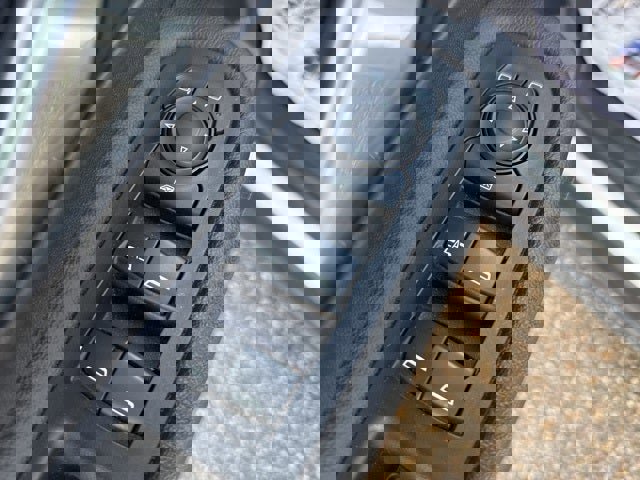 Used 2019 GMC Terrain SLE w/ Driver Convenience Package image 21