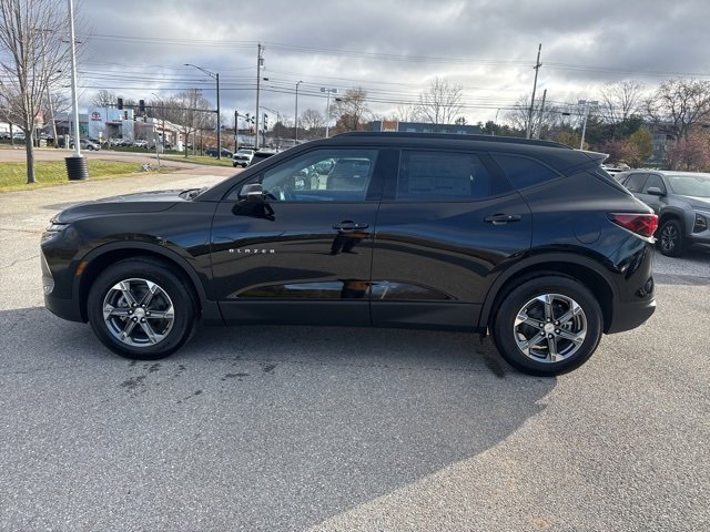New 2025 Chevrolet Blazer LT w/ LPO, Floor Liner Package image 3