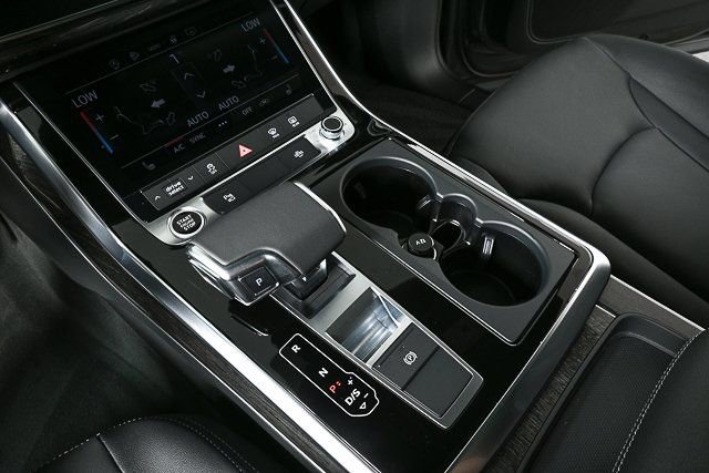 New 2026 Audi Q8 Premium image 18