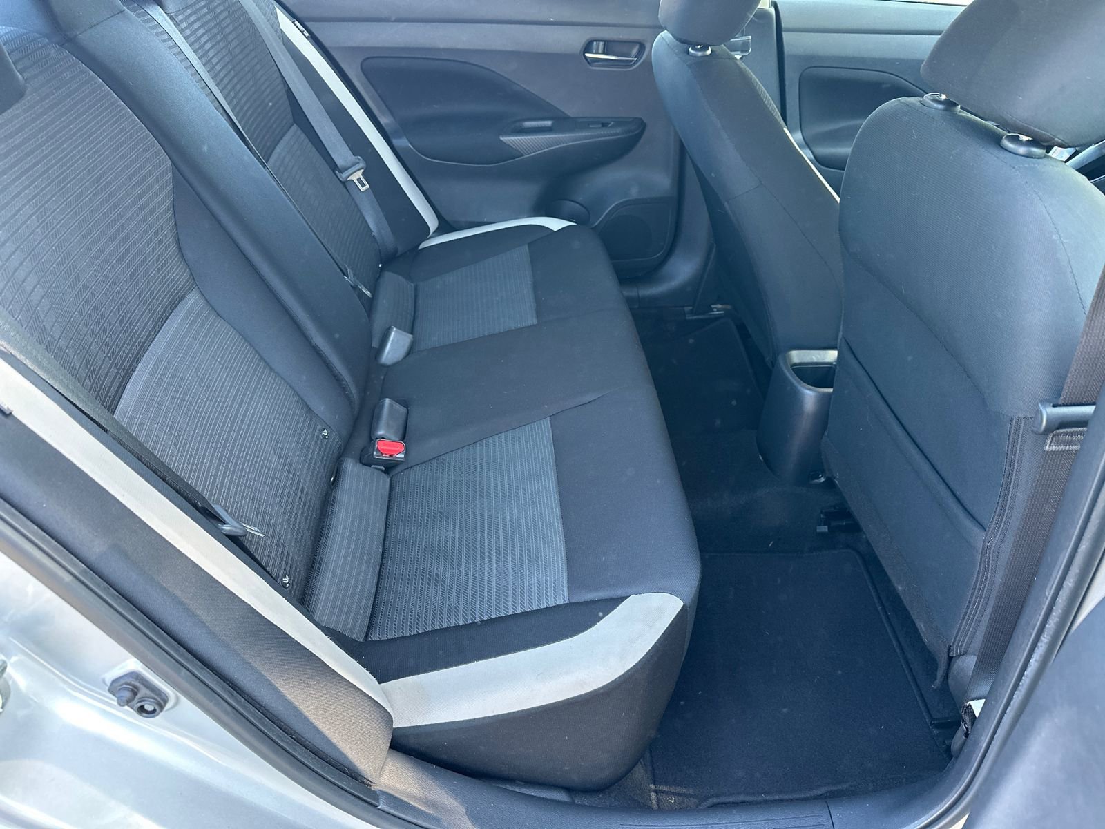 Used 2021 Nissan Versa SV image 15