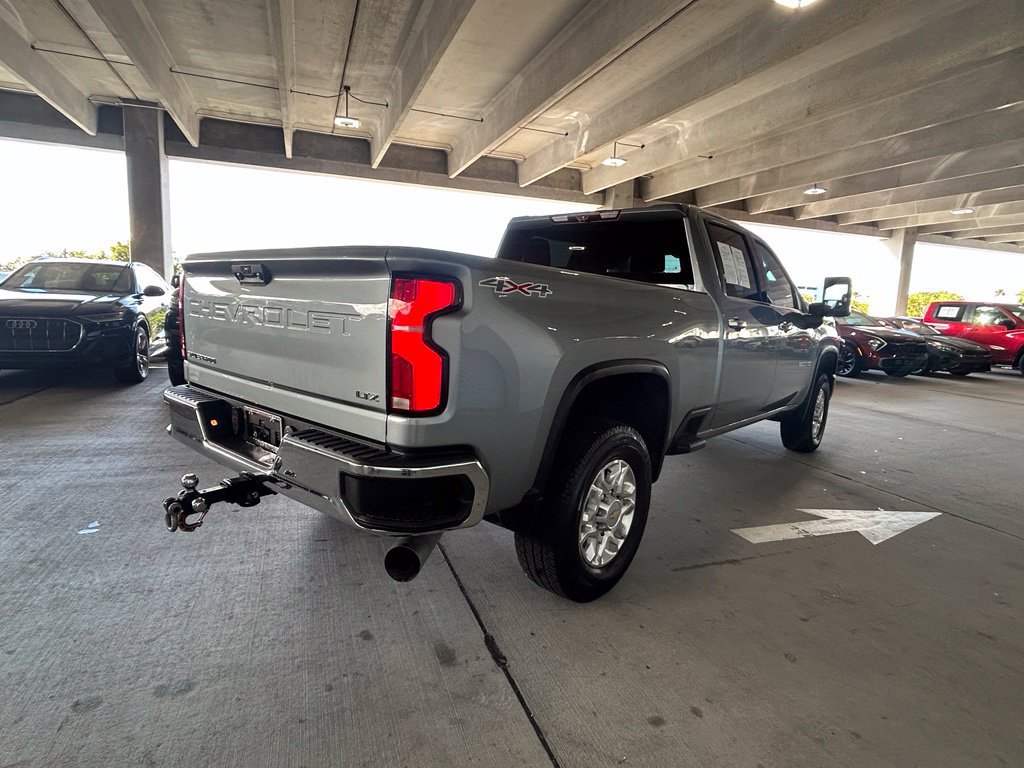 Used 2024 Chevrolet Silverado 2500 LTZ AWD/4WD image 5