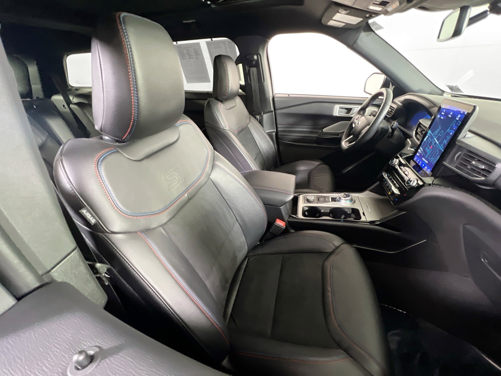 Used 2024 Ford Explorer ST w/ Equipment Group 401A image 29