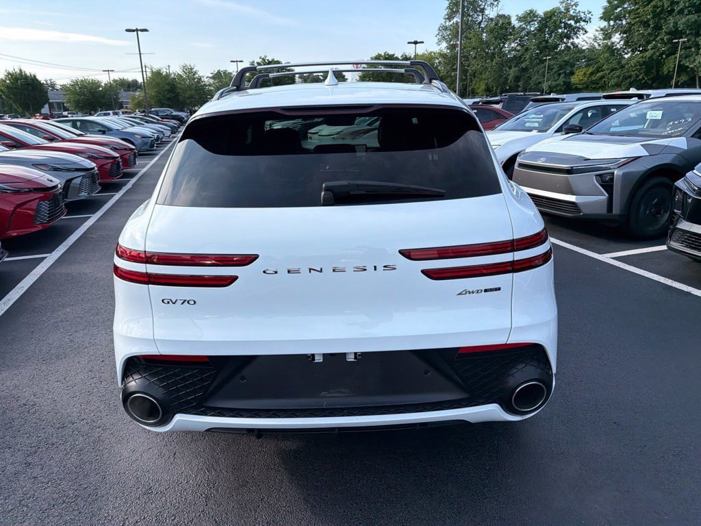 Used 2025 Genesis GV70 3.5T Sport AWD/4WD image 6