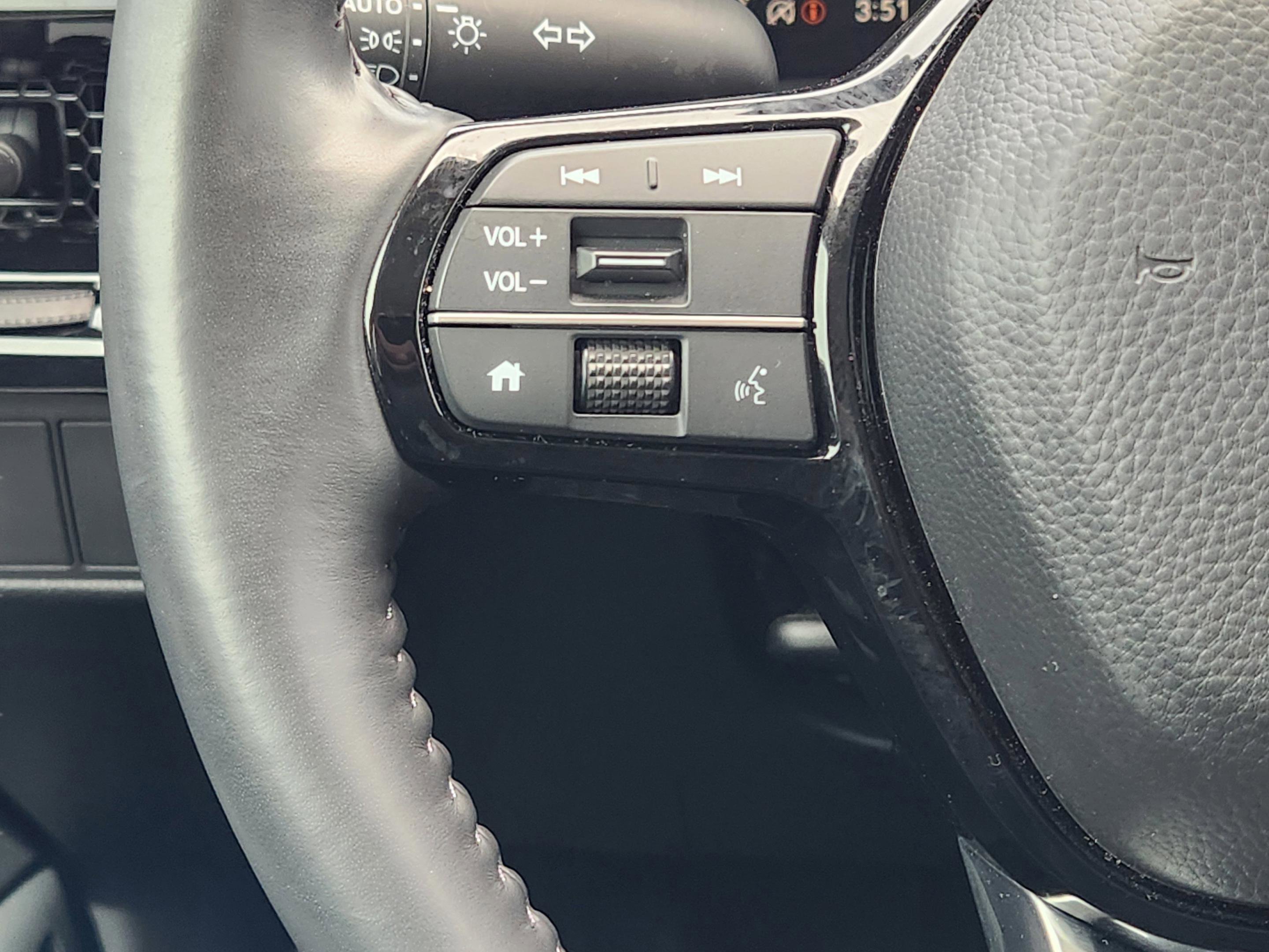 Certified 2024 Honda CR-V EX-L image 28