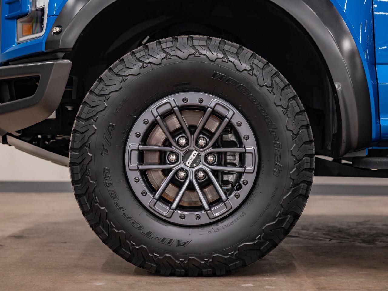 Used 2020 Ford F150 Raptor w/ Equipment Group 802A Luxury AWD/4WD image 23