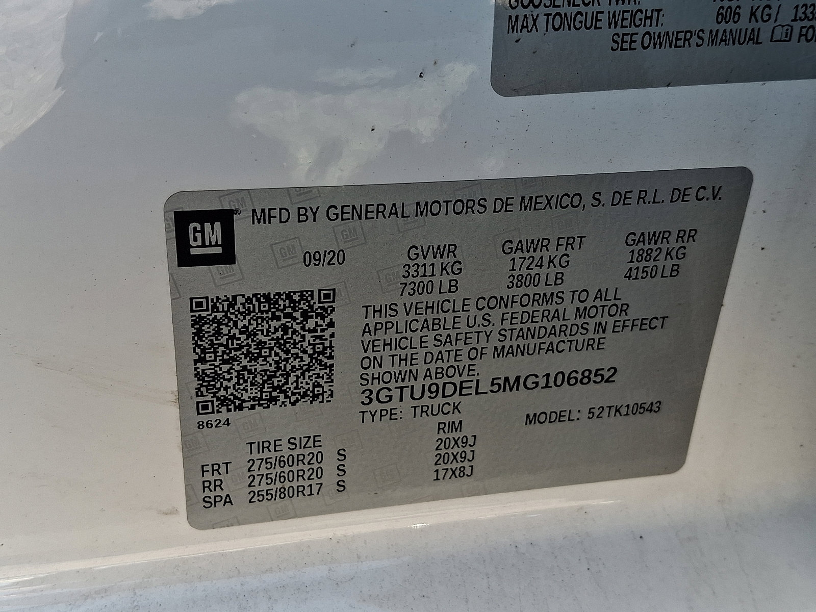 Used 2021 GMC Sierra 1500 SLT w/ SLT Premium Plus Package AWD/4WD image 33