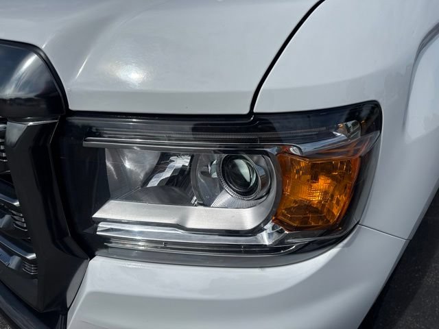 Used 2021 GMC Canyon AT4 w/ Driver Alert Package AWD/4WD image 9