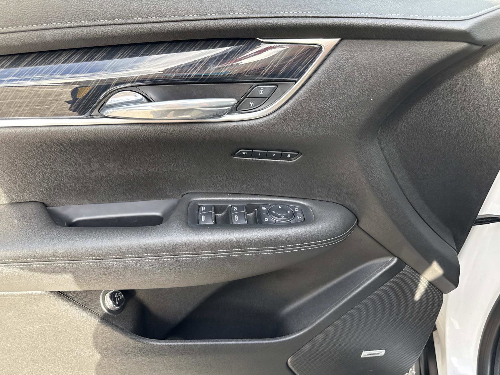 Certified 2022 Cadillac XT6 Premium Luxury image 20