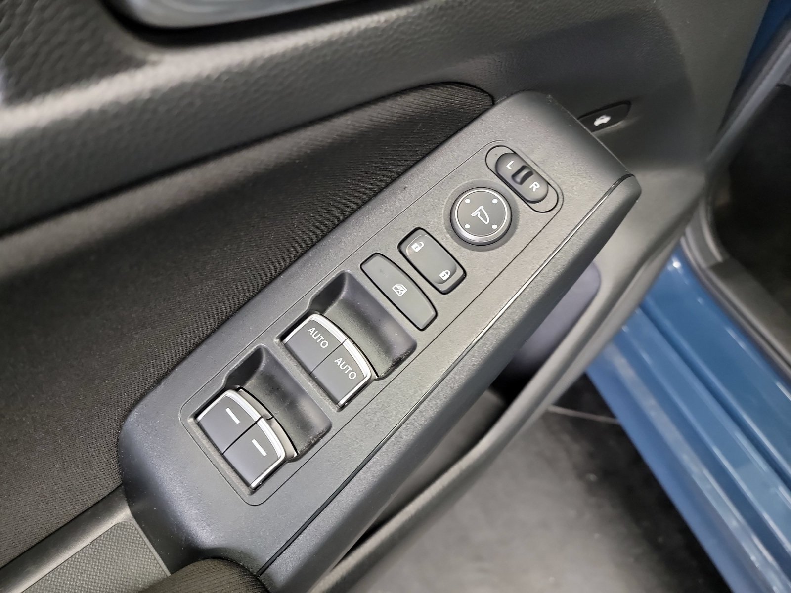 Used 2025 Honda Civic Sport image 14