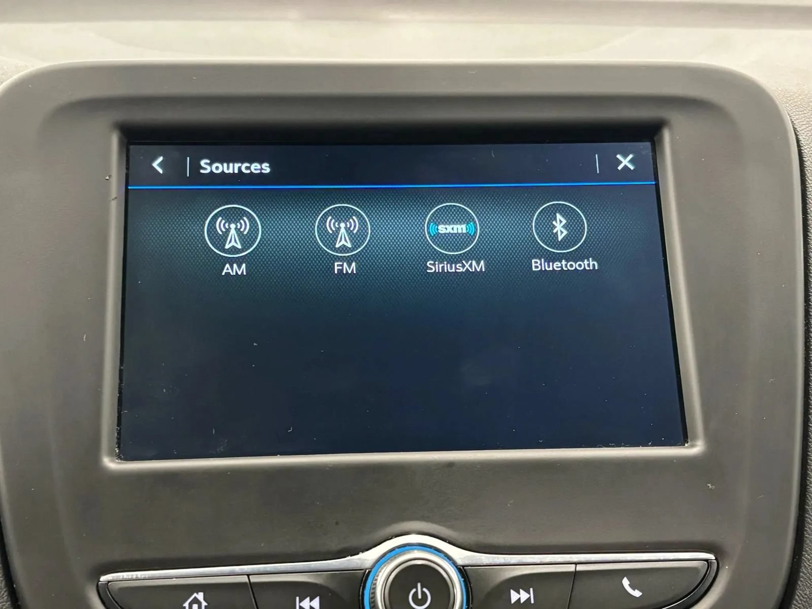 Used 2019 Chevrolet Equinox LT FWD image 24