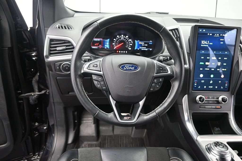 Used 2023 Ford Edge ST AWD/4WD image 35
